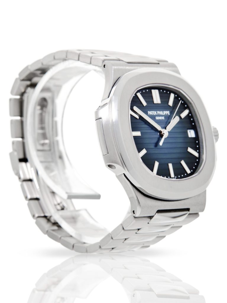 Patek Philippe Nautilus 5711/1A-010 - image 1